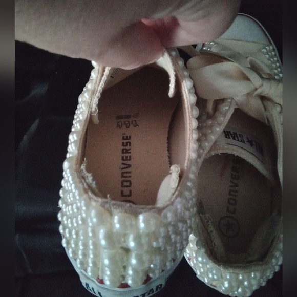 Custom Converse, pearl embellished w/ satin ribbon for laces, cr… - Picture 4 of 15